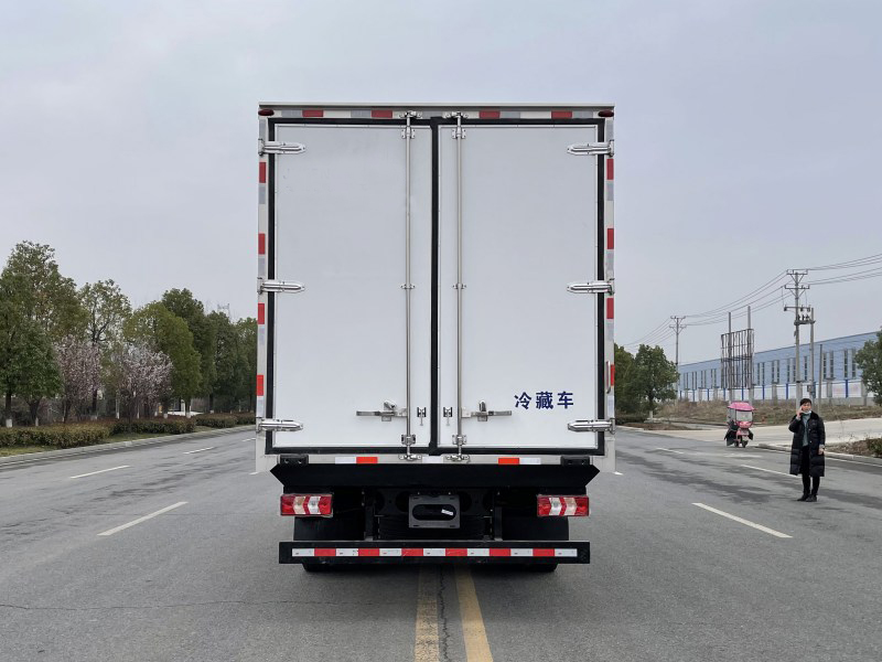 江淮5.2米冷藏車