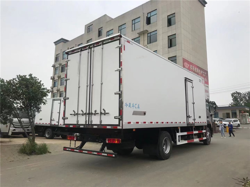 福田歐航 高頂雙臥冷藏車