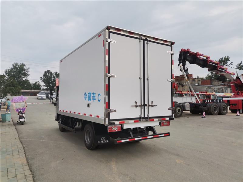 福田歐馬可S1冷藏車