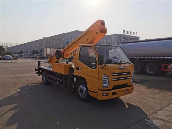 江鈴順達藍牌17.5米直臂伸縮式高空作業車